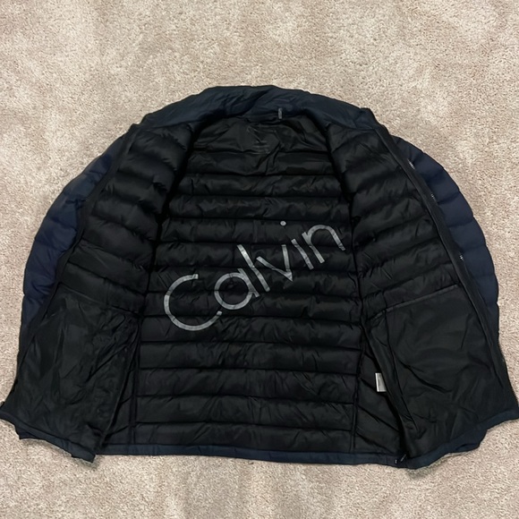 Calvin Klein men’s puffer jacket, size large - Picture 6 of 11